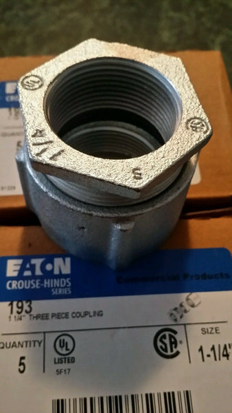 5 pcs, Eaton CROUSE-HINDS 193, 1-1/4 3PC CONDUIT COUPLING, SKBAWA-b503