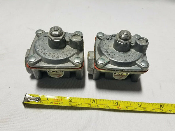 Lot of 2 Harper-Wyman 4742G0004B Whirlpool, 1/2 PSI, 10LP Gas Valve, SKBAWA-B034