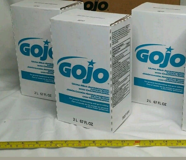 3 x 2000mL, GOJO, 2212-04, Antimicrobial Lotion Soap w/Chloroxylenol skbawa-nnnn